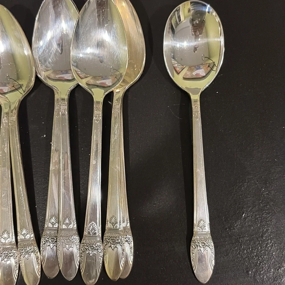 Vintage Set Of 12 1847 Rogers Bros IS Silverplate FIRST LOVE Mix Lot Silverware